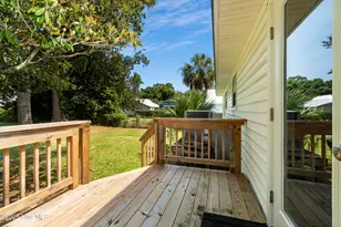 509 Broad St, Oriental, NC 28571 - Photo 16