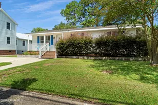 509 Broad St, Oriental, NC 28571 - Photo 2