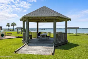 102 Oleander Ct, Morehead City, NC 28557 - Photo 28