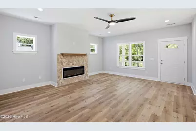 2737 Bellamy Drive SW, Supply, NC 28462 - Photo 4