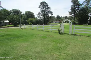 1452 Big Piney Grove Rd, Clinton, NC 28328 - Photo 18