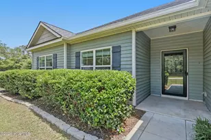 801 Lavender Ct, Hubert, NC 28539 - Photo 2