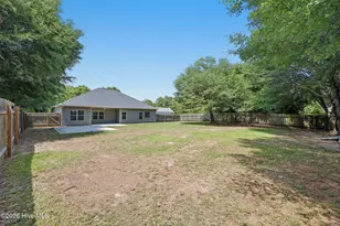 801 Lavender Ct, Hubert, NC 28539 - Photo 36