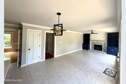 2906 Hunters Run, Greenville, NC 27858 - Photo 10