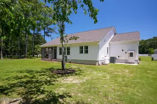 210 Brittany Ln, Stella, NC 28582 - Photo 70
