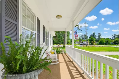 128 Seals Street, Tabor City, NC 28463 - Photo 4
