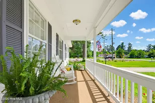 128 Seals St, Tabor City, NC 28463 - Photo 4