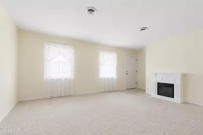 128 Seals Street, Tabor City, NC 28463 - Photo 10