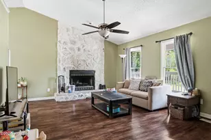 102 Pinesage Dr, West End, NC 27376 - Photo 4