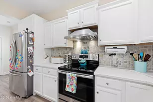 317 Little Egret Ln, Swansboro, NC 28584 - Photo 22