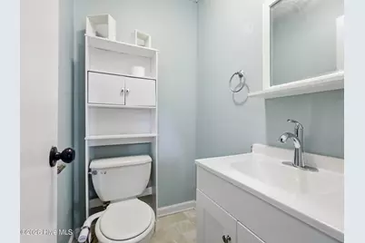 407 Kenwood Drive, Jacksonville, NC 28540 - Photo 16