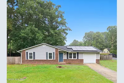 407 Kenwood Drive, Jacksonville, NC 28540 - Photo 2
