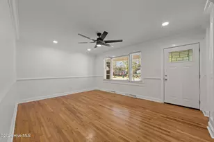 1305 Washington St, Washington, NC 27889 - Photo 6