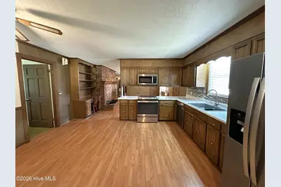 504 Pineview Road, Clinton, NC 28328 - Photo 12