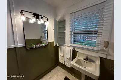 541 Roanoke Avenue, Roanoke Rapids, NC 27870 - Photo 28
