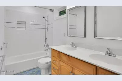 141 E Longmeadow Road, Greenville, NC 27858 - Photo 18