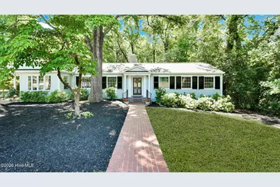 141 E Longmeadow Road, Greenville, NC 27858 - Photo 2