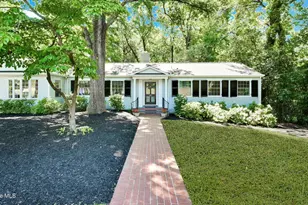 141 E Longmeadow Rd, Greenville, NC 27858 - Photo 2