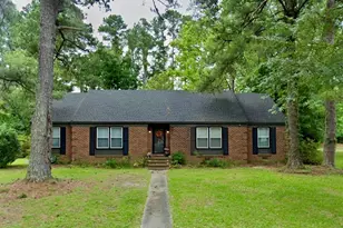 1303 Charles Dr, Laurinburg, NC 28352 - Photo 1