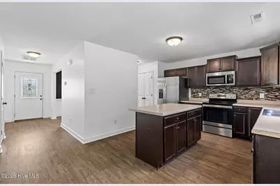 141 Laredo Drive, Jacksonville, NC 28540 - Photo 12