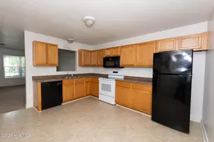 211 Bridgewood Dr, Jacksonville, NC 28546 - Photo 10