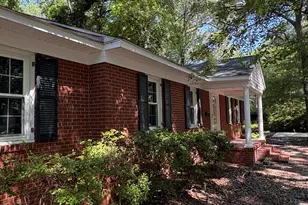 802 Forest Hill Cir, Greenville, NC 27858 - Photo 2