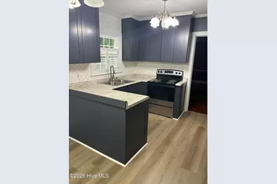 802 Forest Hill Circle, Greenville, NC 27858 - Photo 6