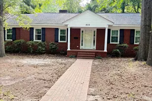 802 Forest Hill Cir, Greenville, NC 27858 - Photo 2