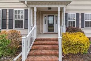 147 Harvest Moon Dr, Richlands, NC 28574 - Photo 2