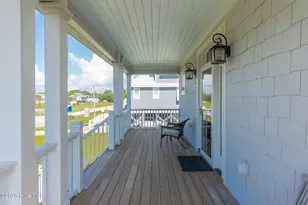 141 East Dr, Harkers Island, NC 28531 - Photo 8