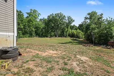 9208 Carolina 87, Reidsville, NC 27320 - Photo 16