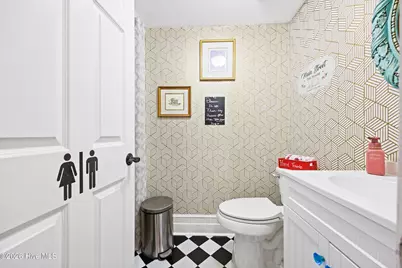 104 W Main Street, Elizabeth City, NC 27909 - Photo 20
