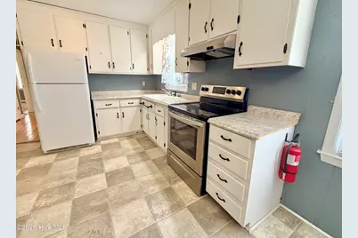 111 Ray Street, La Grange, NC 28551 - Photo 8