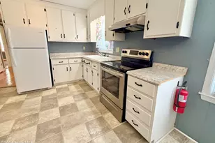 111 Ray St, La Grange, NC 28551 - Photo 8