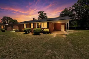 111 Ray St, La Grange, NC 28551 - Photo 1