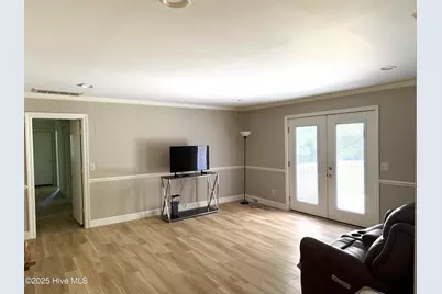 2105 Dallas Drive, Kinston, NC 28504 - Photo 14