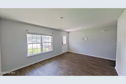 433 Ginger Drive, New Bern, NC 28560 - Photo 2