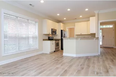 5040 Whitner Drive, Wilmington, NC 28409 - Photo 6