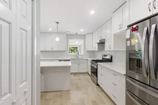 409 Plantation Dr, New Bern, NC 28562 - Photo 10