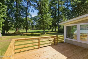409 Plantation Dr, New Bern, NC 28562 - Photo 30
