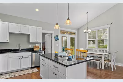 112 Meadowbrook Court, Cedar Point, NC 28584 - Photo 18