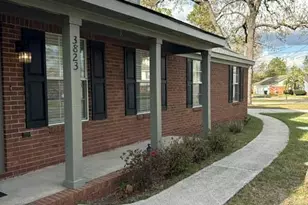 3823 Woodlake Dr, Hephzibah, GA 30815 - Photo 2