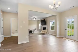 422 Anchor Hitch Ct, Sneads Ferry, NC 28460 - Photo 10