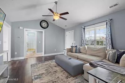 301 Pine Ridge Lane, Holly Ridge, NC 28445 - Photo 4
