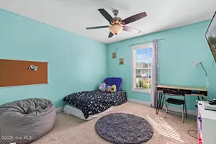 301 Pine Ridge Ln, Holly Ridge, NC 28445 - Photo 14