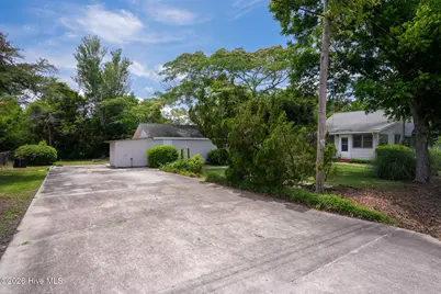 1601 S 41st Street, Wilmington, NC 28403 - Photo 2