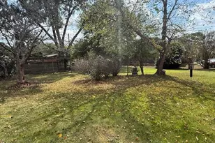 4225 E Church St, Farmville, NC 27828 - Photo 6