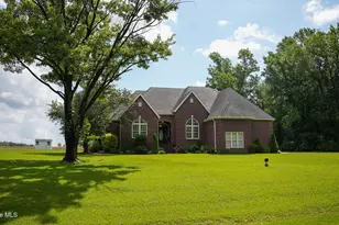 272 Whites Crossing Ln, Whiteville, NC 28472 - Photo 2
