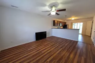 179 Glen Cannon Drive, Jacksonville, NC 28546 - Photo 2