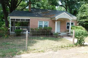 7 First St, Laurinburg, NC 28352 - Photo 1